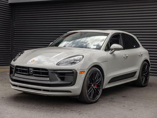 Chalk 2026 Porsche Macan Macan GTS