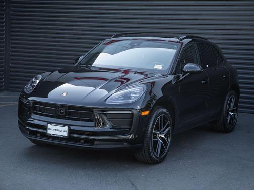 2023 Porsche Macan T