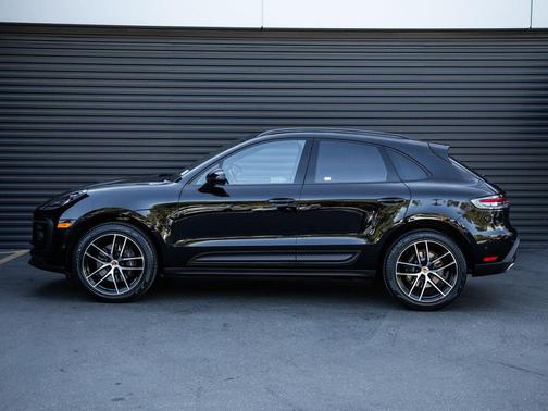 2023 Porsche Macan T