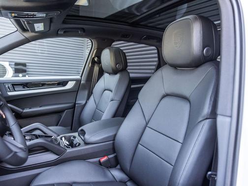 White 2026 Porsche Cayenne Cayenne