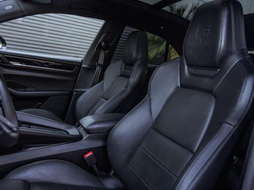 2024 Porsche Macan 4