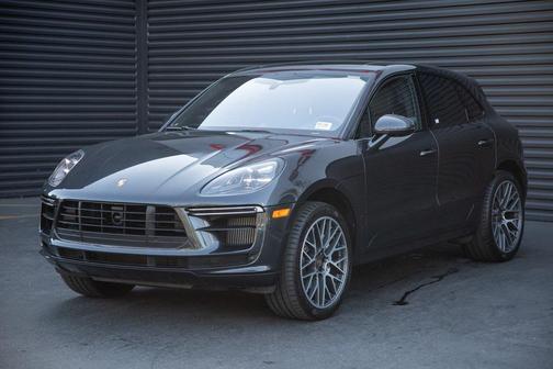 2020 Porsche Macan Turbo