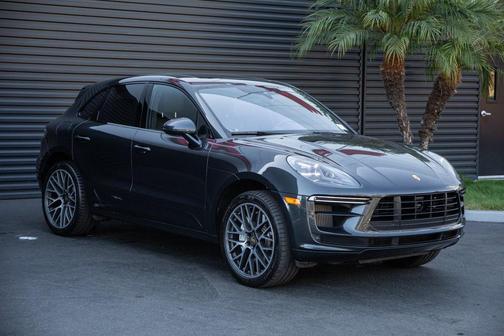 2020 Porsche Macan Turbo