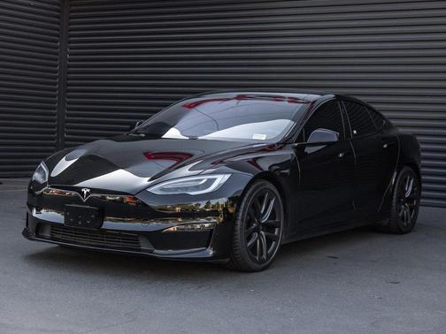 2022 Tesla Model S Base