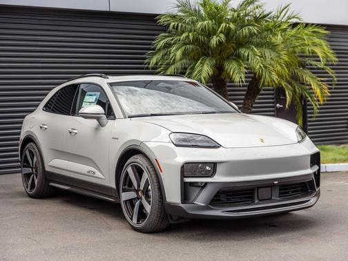 Chalk 2026 Porsche Macan Macan Electric GTS