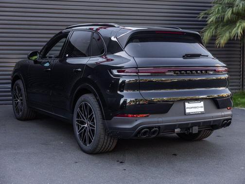2026 Porsche Cayenne Cayenne