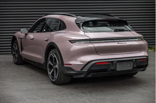 2025 Porsche Taycan Cross Turismo 4