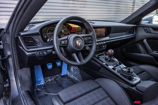 2026 Porsche 911 Carrera T
