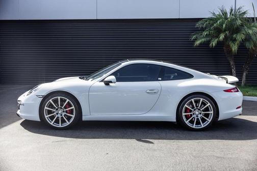 2014 Porsche 911 Carrera