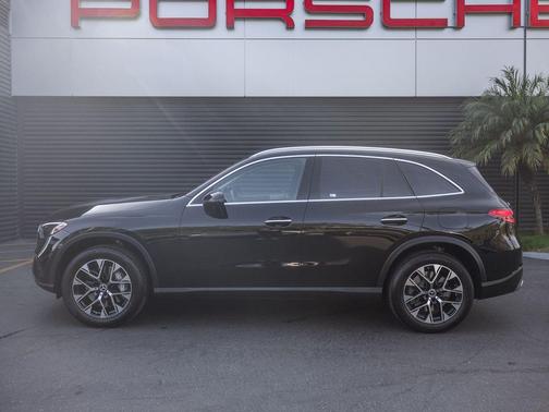 2025 Mercedes-Benz GLC 350e Base