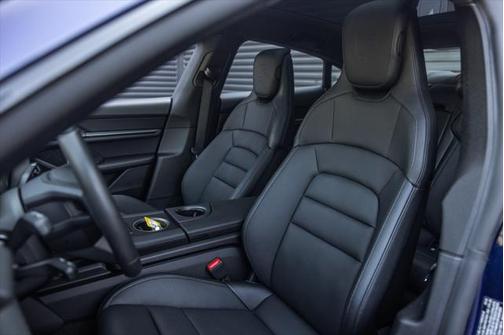 2025 Porsche Taycan