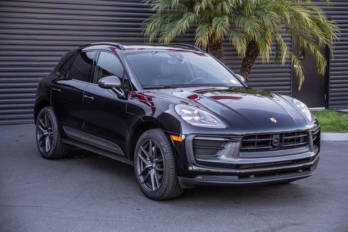 2023 Porsche Macan T