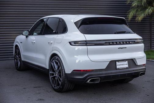 2025 Porsche Cayenne Cayenne E-Hybrid