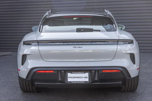 2025 Porsche Taycan Turbo