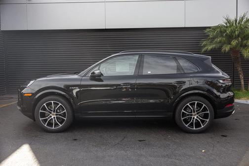2026 Porsche Cayenne E-Hybrid