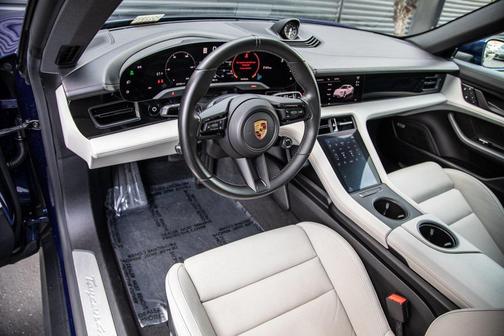 2022 Porsche Taycan 4S