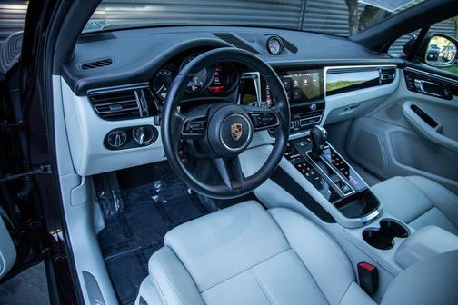 2023 Porsche Macan S
