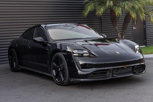 2022 Porsche Taycan Turbo S