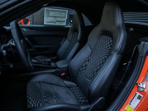 2026 Porsche 911 Carrera GTS