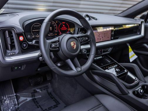 Chromite Black Metallic 2026 Porsche Cayenne Cayenne