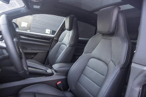 2025 Porsche Macan Electric