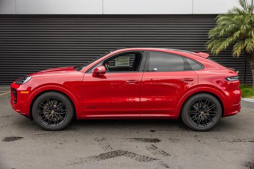2026 Porsche Cayenne GTS