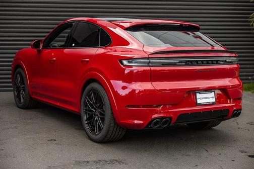 2026 Porsche Cayenne GTS