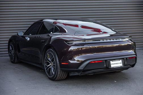 2023 Porsche Taycan 