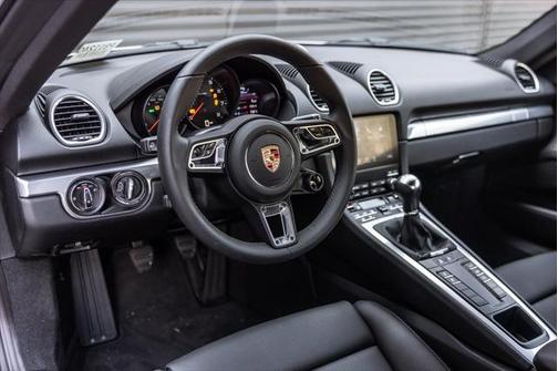 2021 Porsche Cayenne GTS