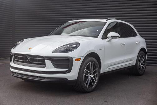 2026 Porsche Macan 