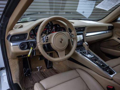 2013 Porsche 911 Carrera