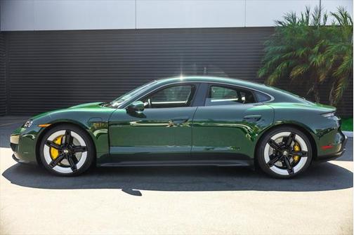 2025 Porsche Taycan Turbo S
