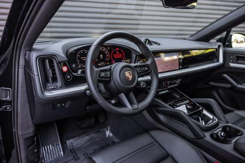 2025 Porsche Cayenne 