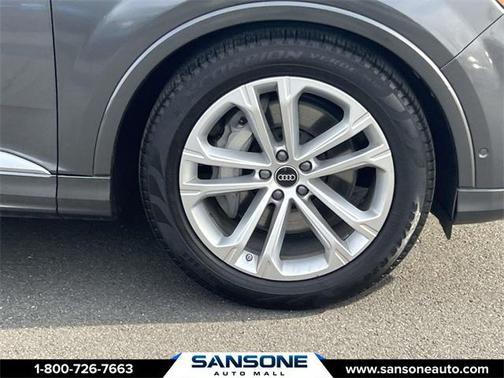 2025 Audi Q7 55 Prestige