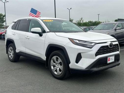 2023 Toyota RAV4 LE