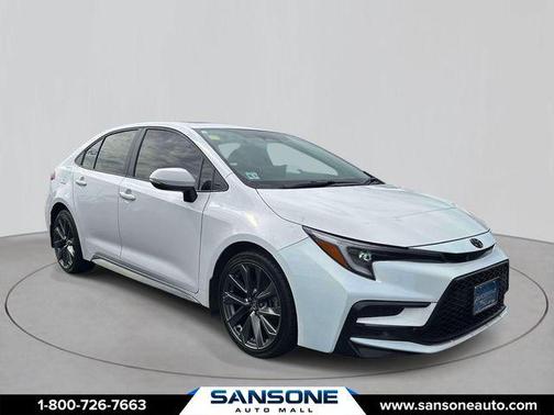 Ice Cap 2025 Toyota Corolla SE
