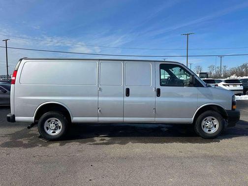 2023 Chevrolet Express 2500 RWD 2500 Extended Wheelbase WT