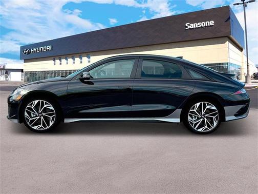 2025 Hyundai IONIQ 6 SEL