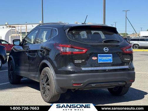 Magnetic Black Pearl 2022 Nissan Rogue Sport SV