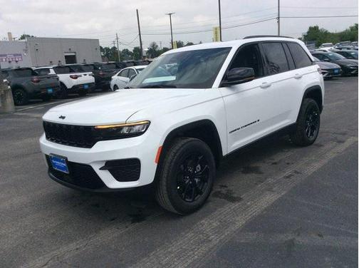 2025 Jeep Grand Cherokee Altitude