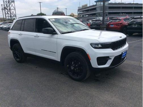 2025 Jeep Grand Cherokee Altitude