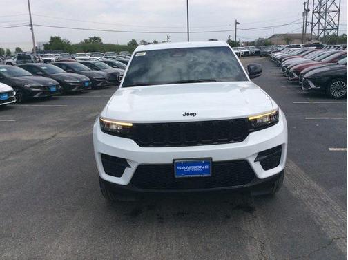 2025 Jeep Grand Cherokee Altitude