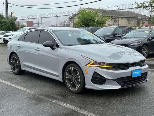 2022 Kia K5 GT-Line