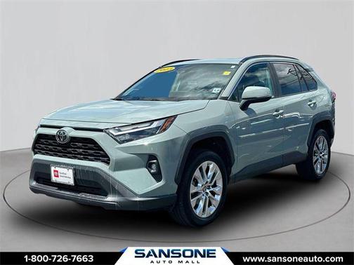 2022 Toyota RAV4 XLE Premium