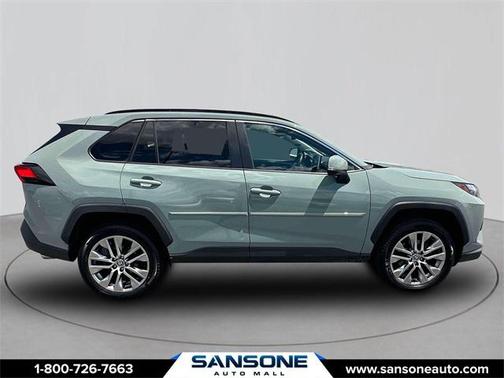 2022 Toyota RAV4 XLE Premium