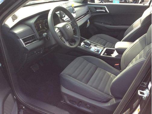 2026 Nissan Rogue SL