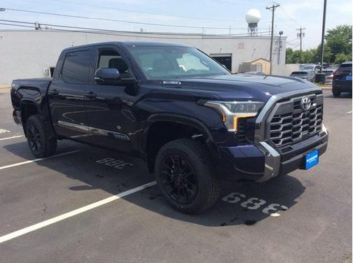 2025 Toyota Tundra Hybrid Platinum