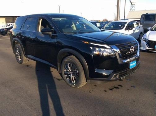2025 Nissan Pathfinder S 4WD
