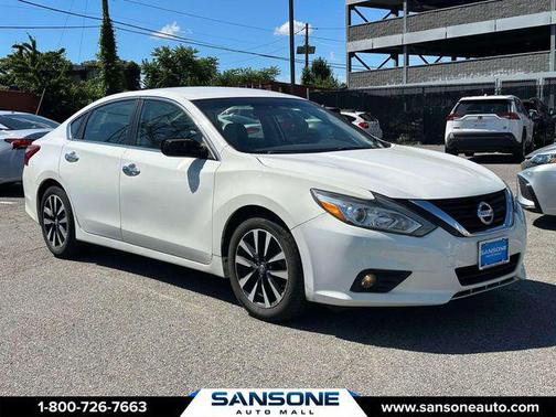 Glacier White 2018 Nissan Altima 2.5 SV