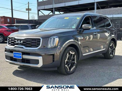 Dark Moss 2023 Kia Telluride S